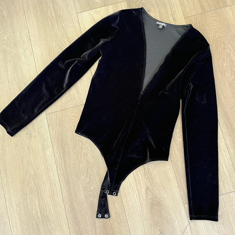 Express Black Velvet Long Sleeve Bodysuit